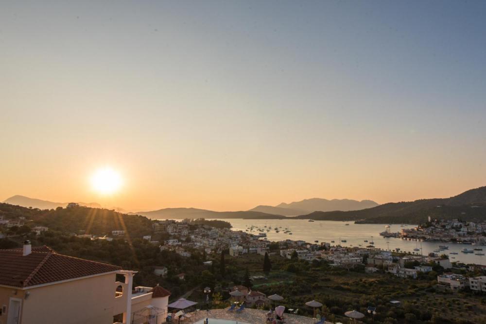 Apartment Poros View